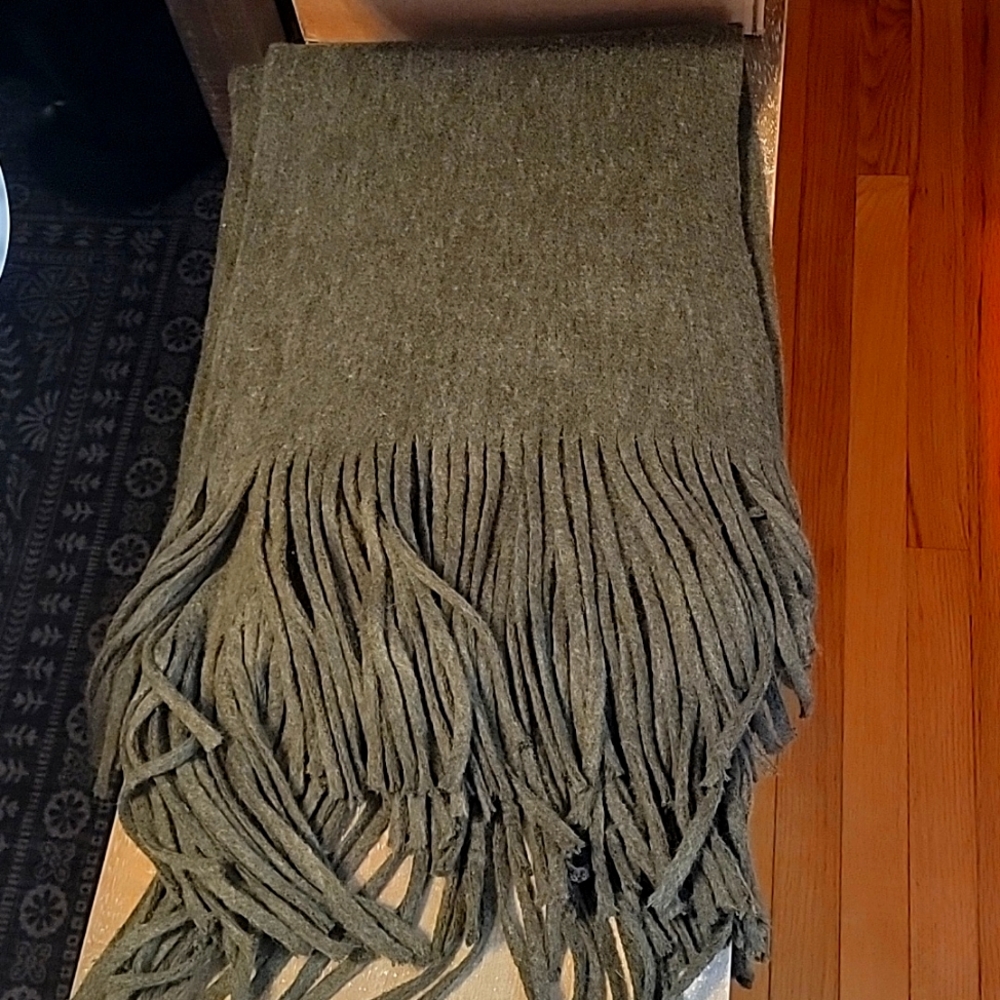 Anthro Blanket Scarf - Forest Green